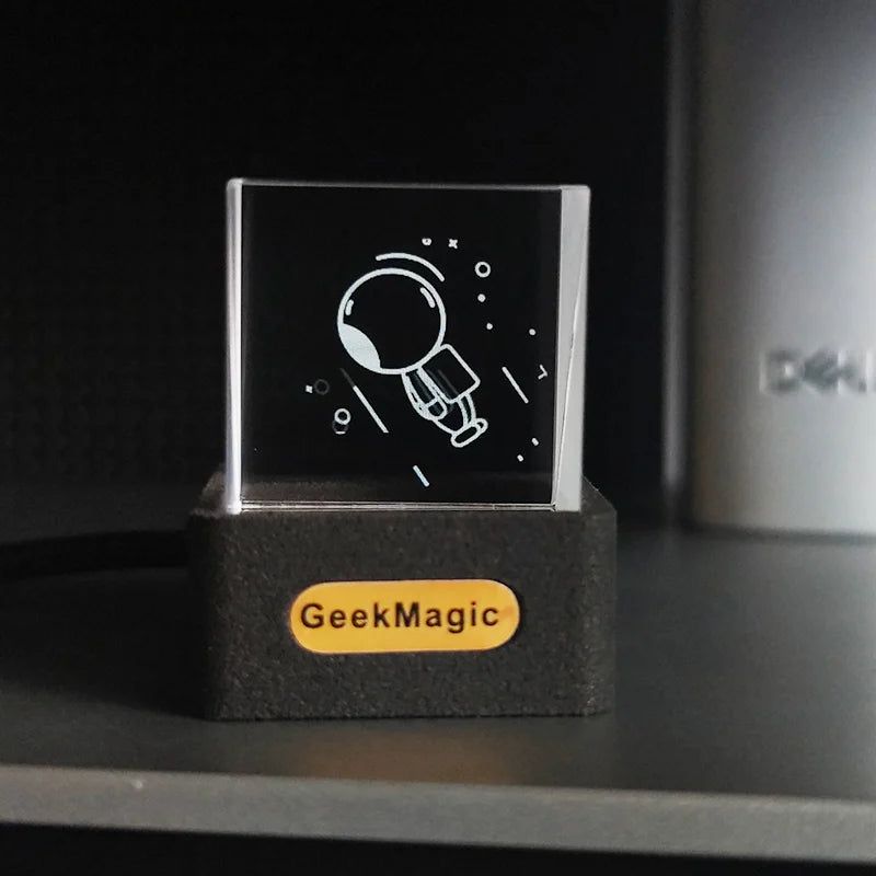 Crystal Cube Holographic Display - Smart Weather Station & Digital Clock with GIF Animation